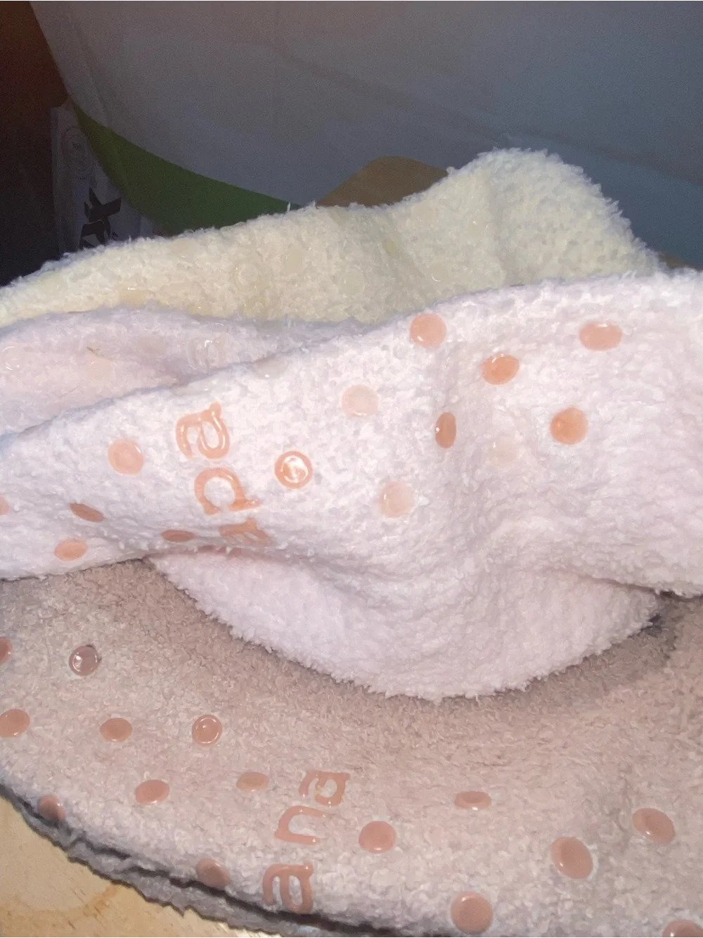 Apana Plush Moisturizing Socks - White, Cream & Taupe